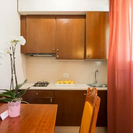 Locazione Turistica Il Pelagone.1 Apartment