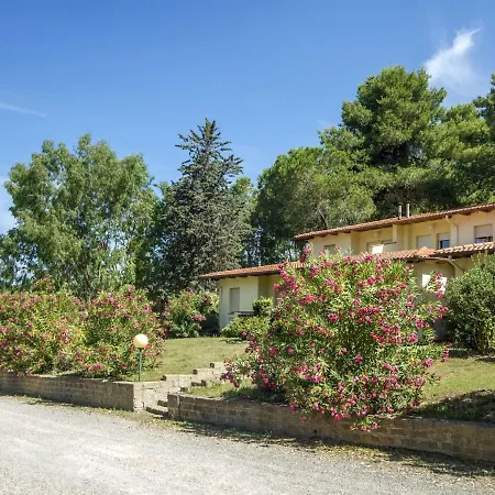 Locazione Turistica Il Pelagone.1 Apartment *